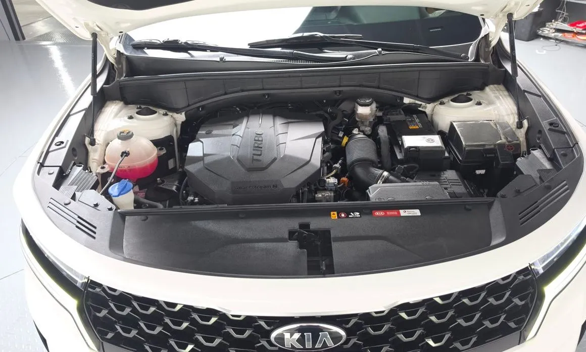 Kia Sorento — фото 9