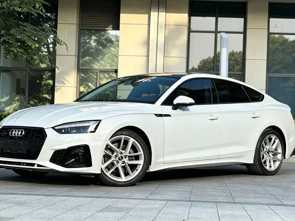 Audi A5 (Import)