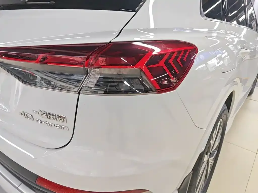 Audi Q4 e-tron 2024 из CN, фото 3