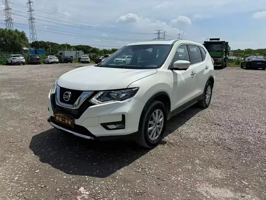 Nissan X-Trail — фото 6