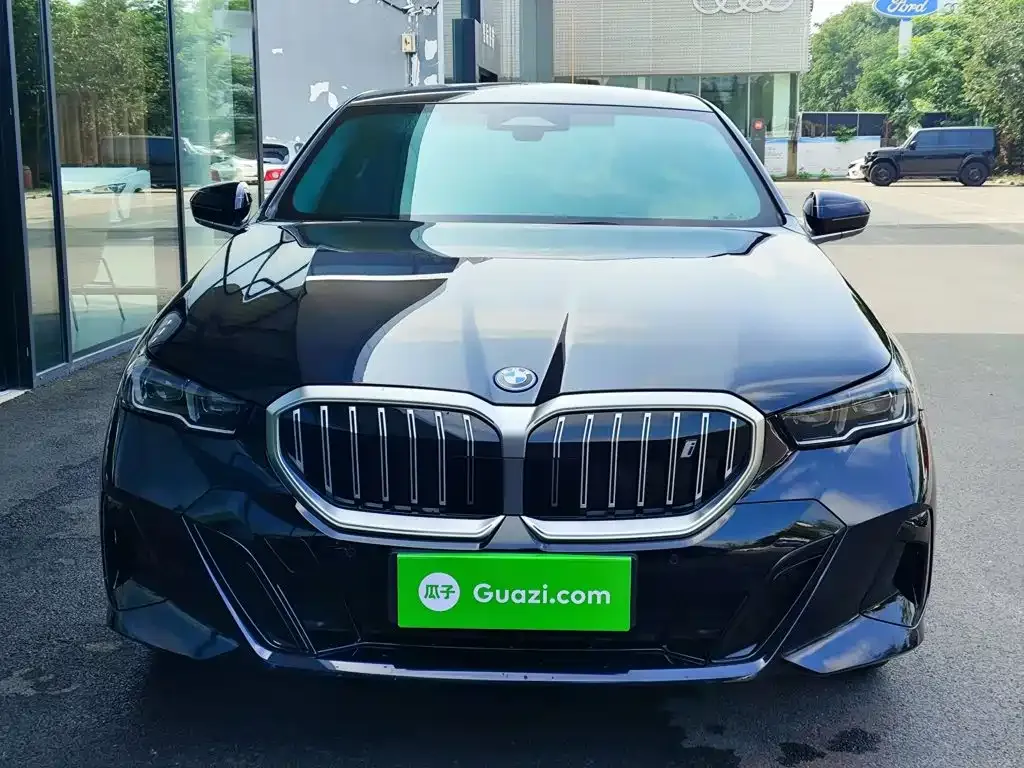 BMW i5 — фото 10