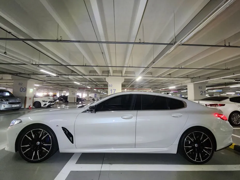 BMW 8-Series — фото 3