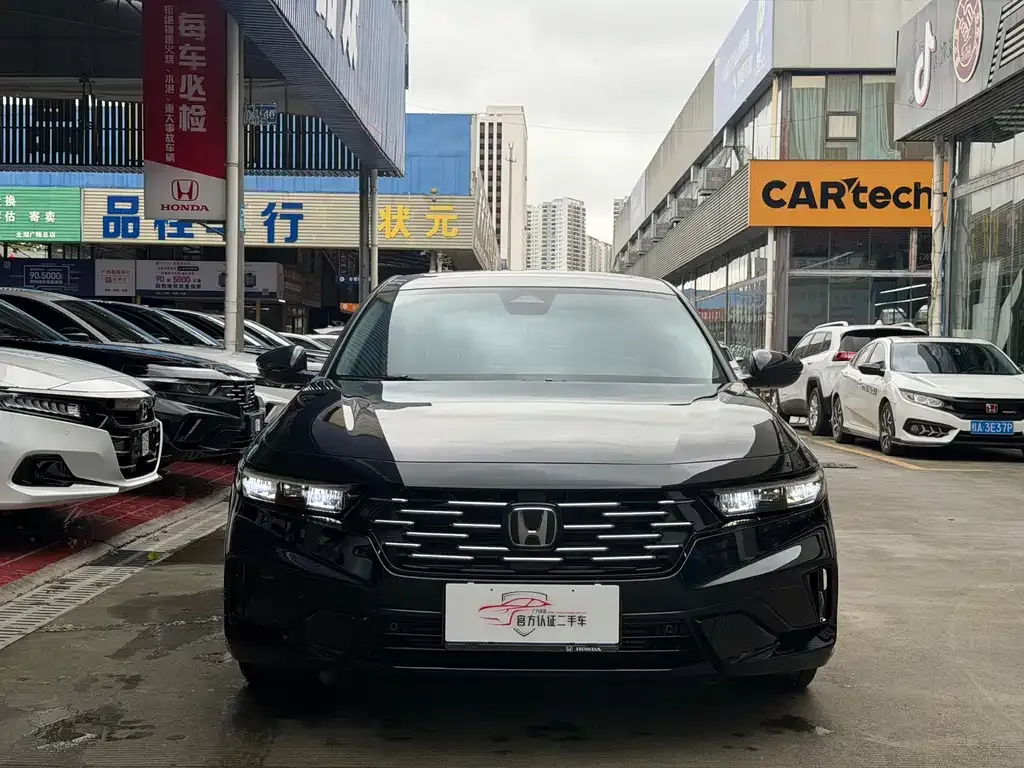 Honda Accord — фото 4