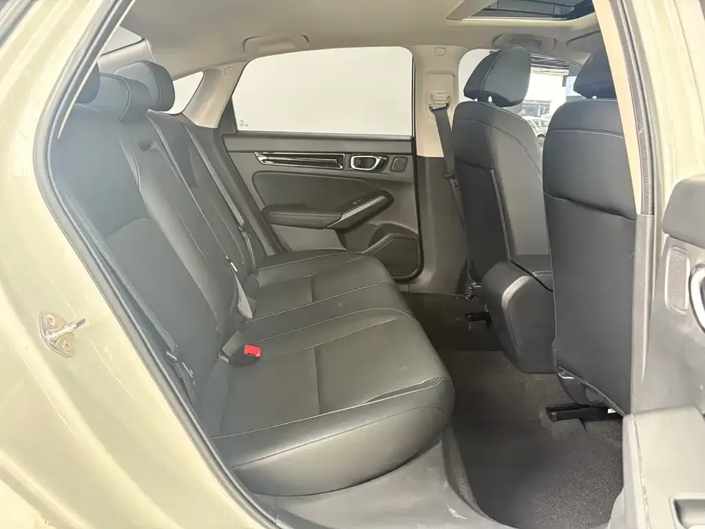 Honda Civic 2024 из CN, фото 9