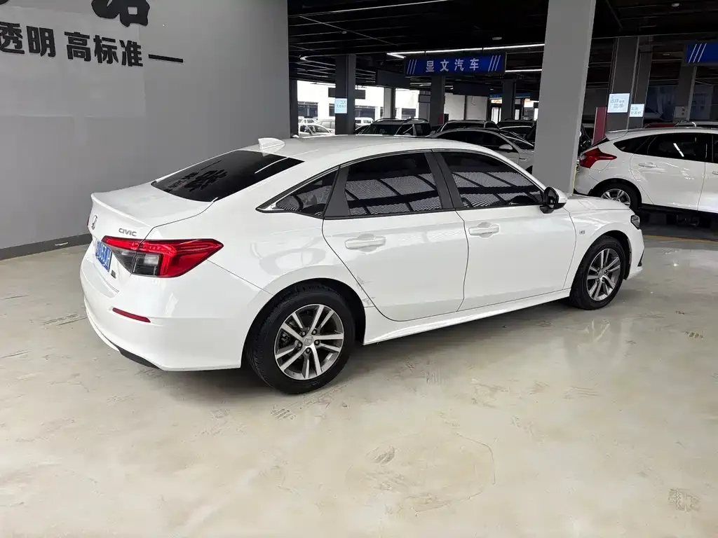 Honda Civic 2024 из CN, фото 5