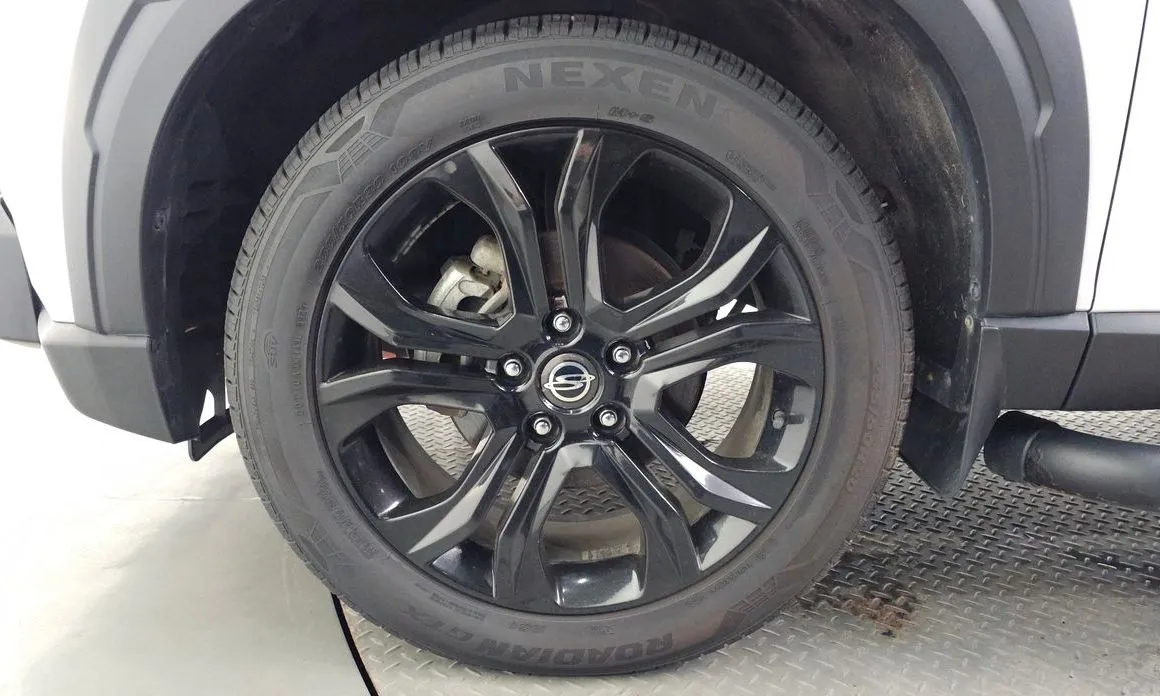 KG Mobility (Ssangyong) Rexton — фото 10