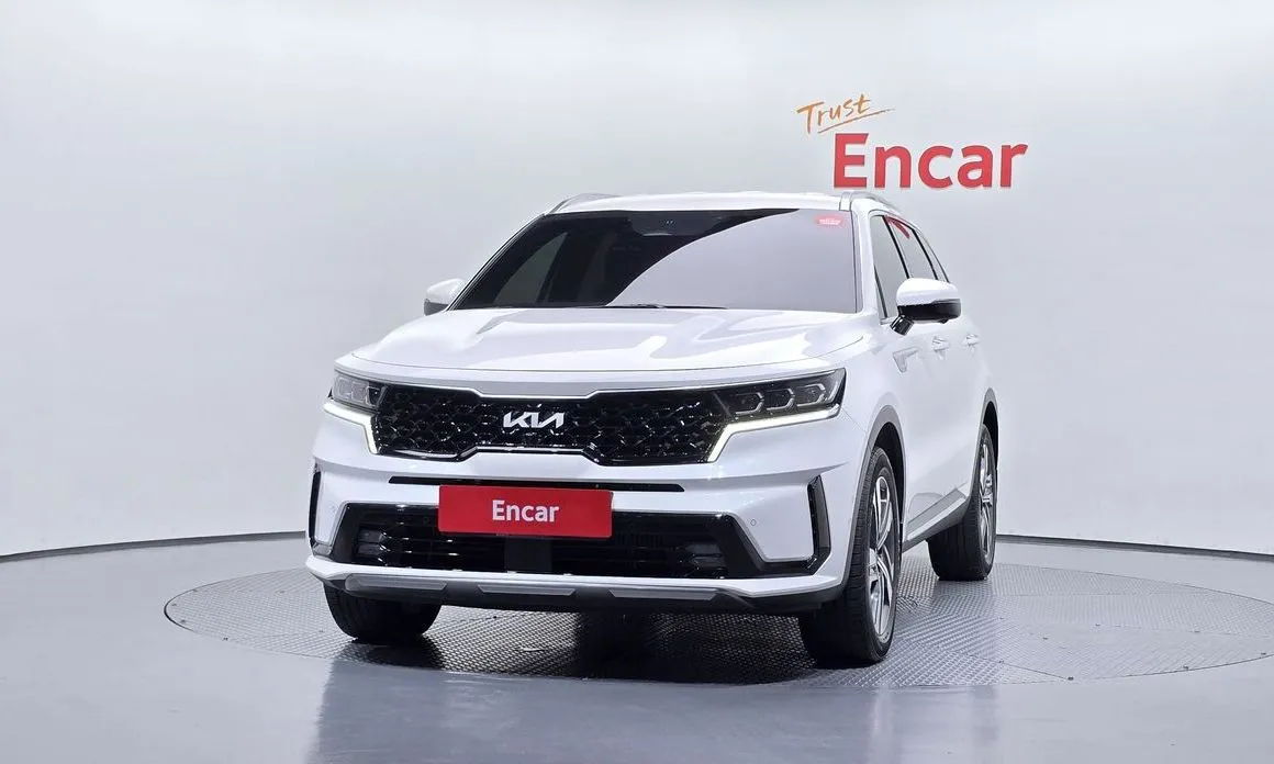 Kia Sorento — фото 7