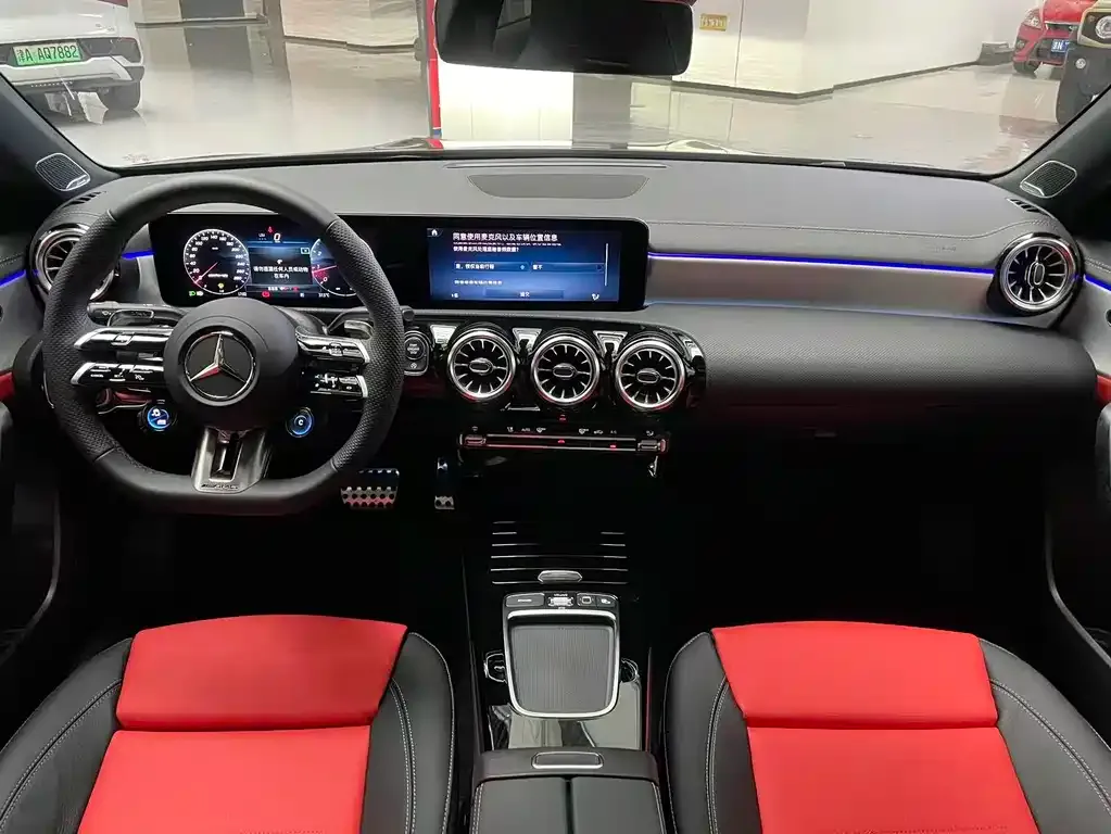 Mercedes-Benz A-Class AMG (Import) — фото 3