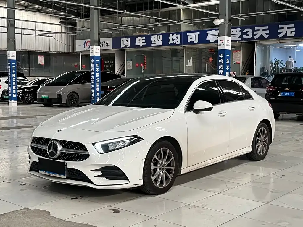 Mercedes-Benz A-Class — фото 1