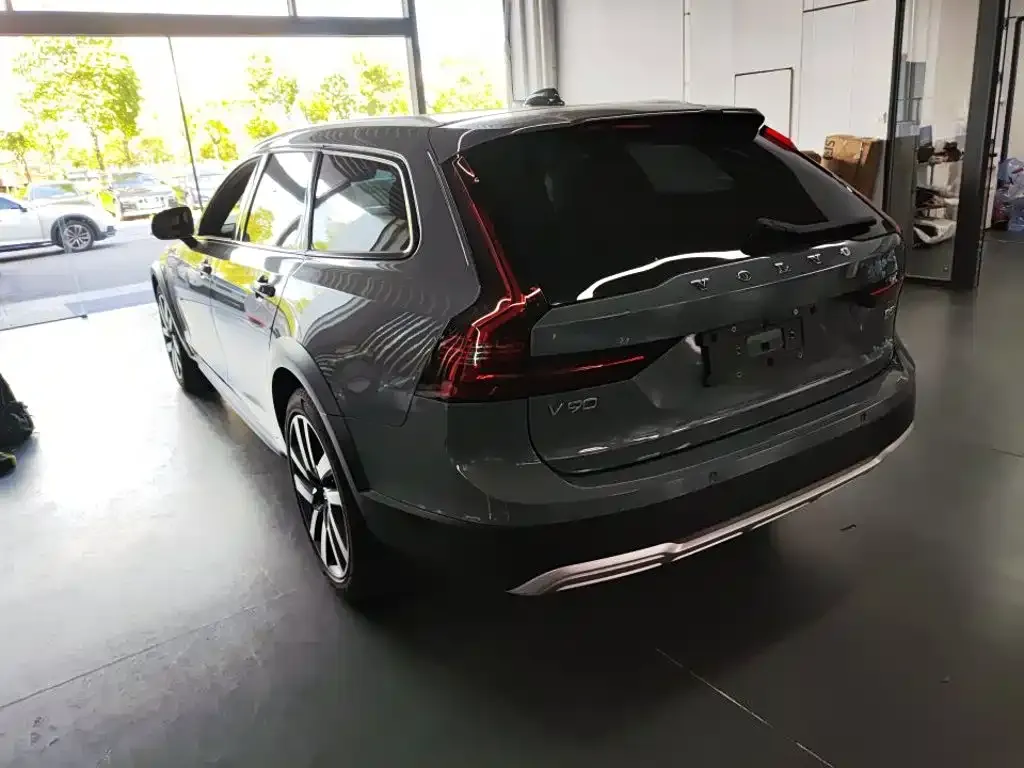 Volvo V90 — фото 7