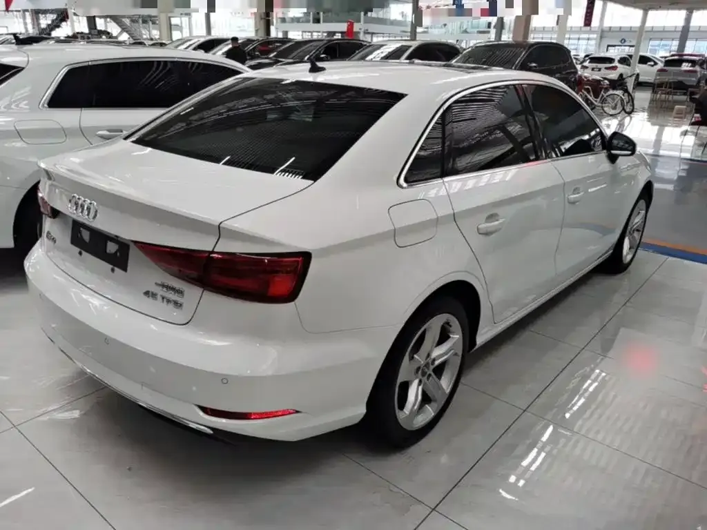 Audi A3 — фото 9