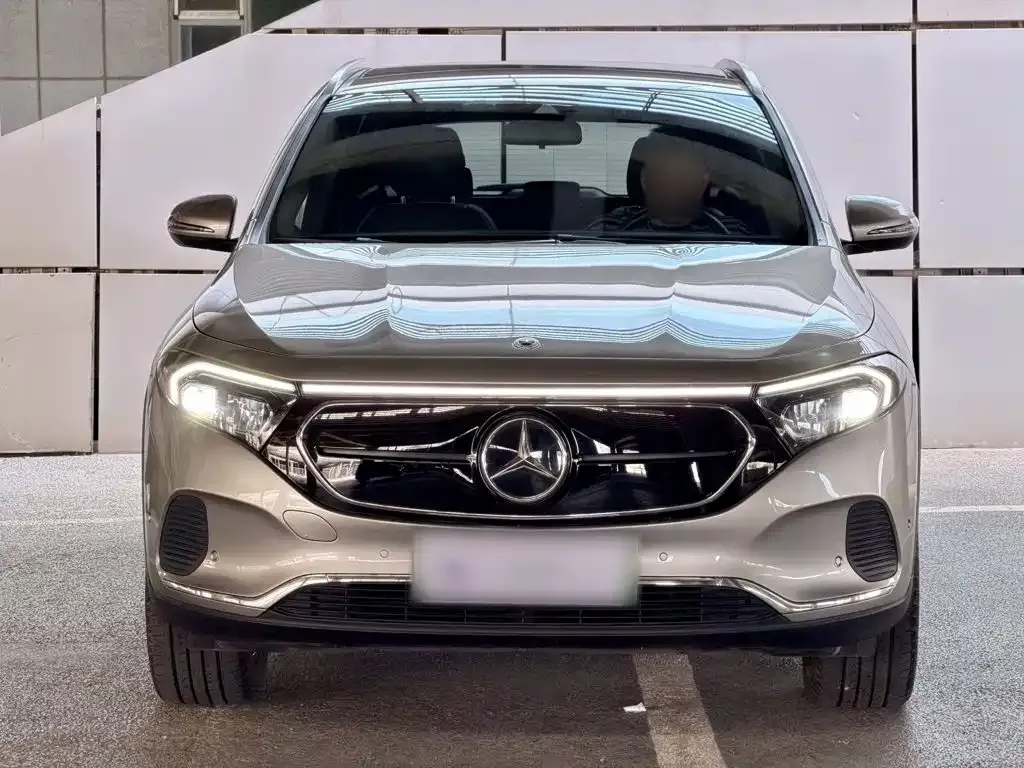 Mercedes-Benz EQA — фото 7