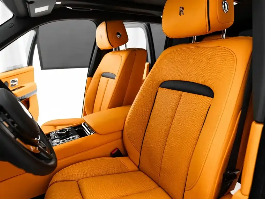 Rolls-Royce Cullinan — фото 10