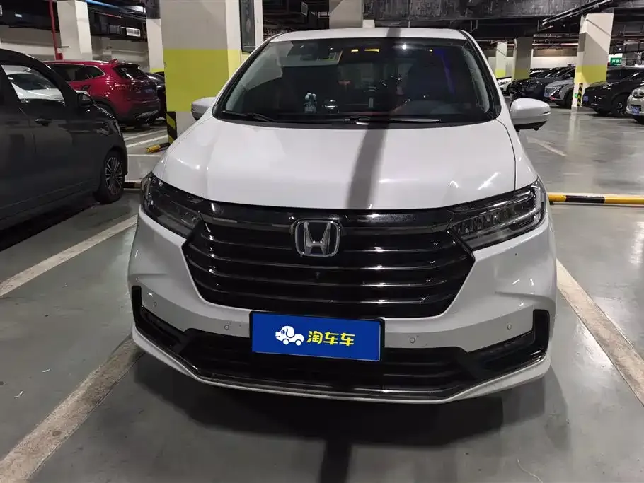 Honda Odyssey — фото 10