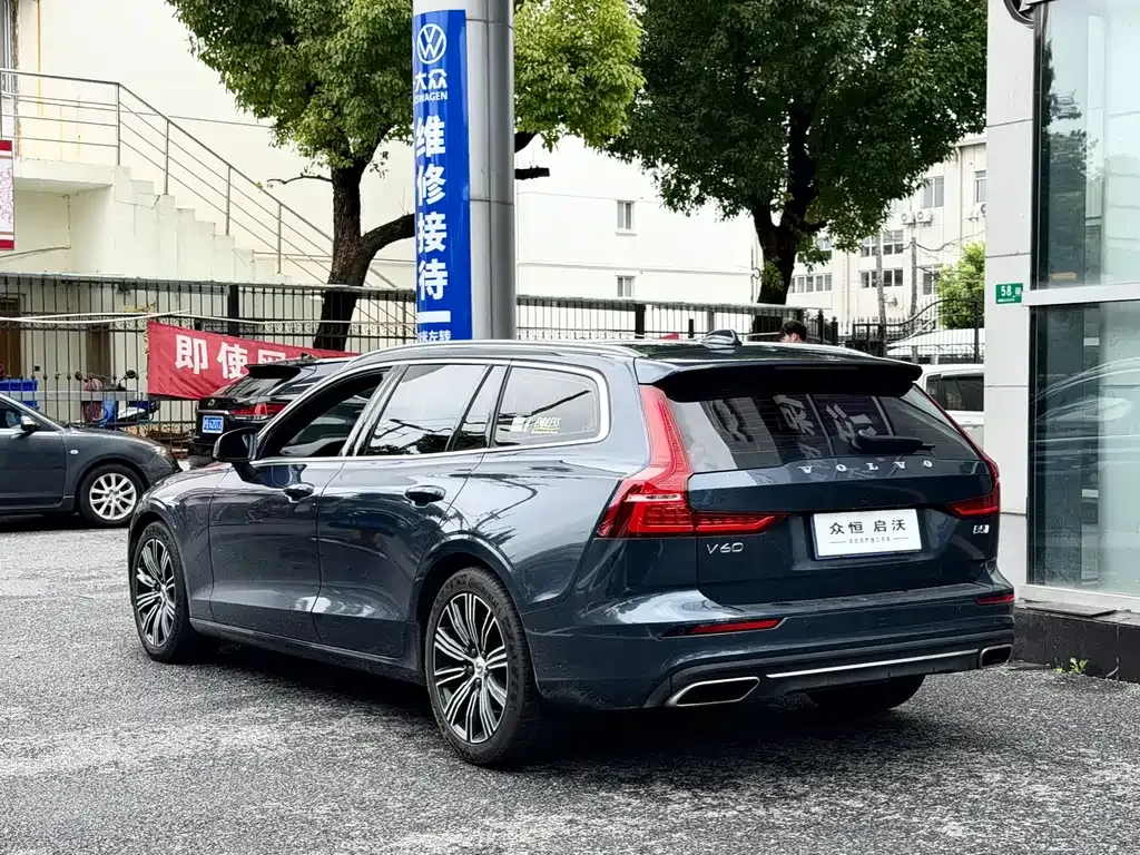 Volvo V60 — фото 6
