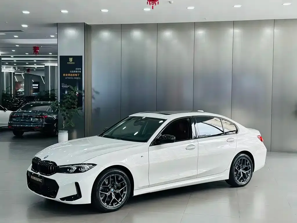 BMW 3 Series 330Li M Sport Night 1