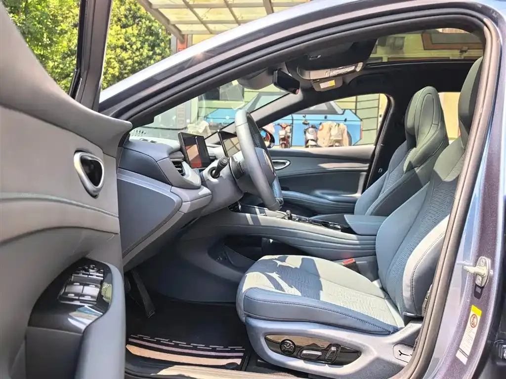 BYD Seal 06GT — фото 7