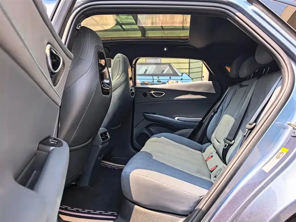 BYD Seal 06GT — фото 6
