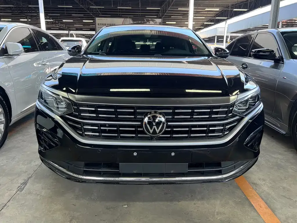Volkswagen Passat — фото 4