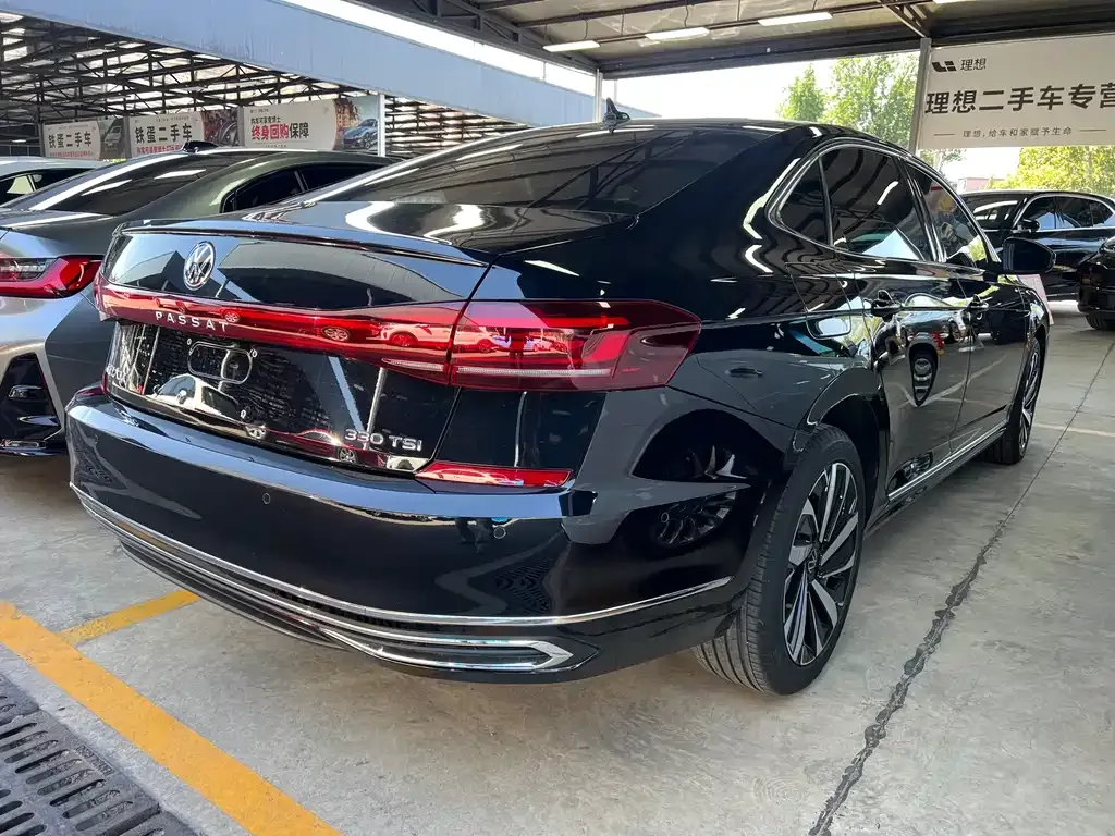 Volkswagen Passat — фото 5
