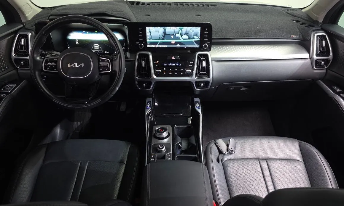 Kia Sorento — фото 6