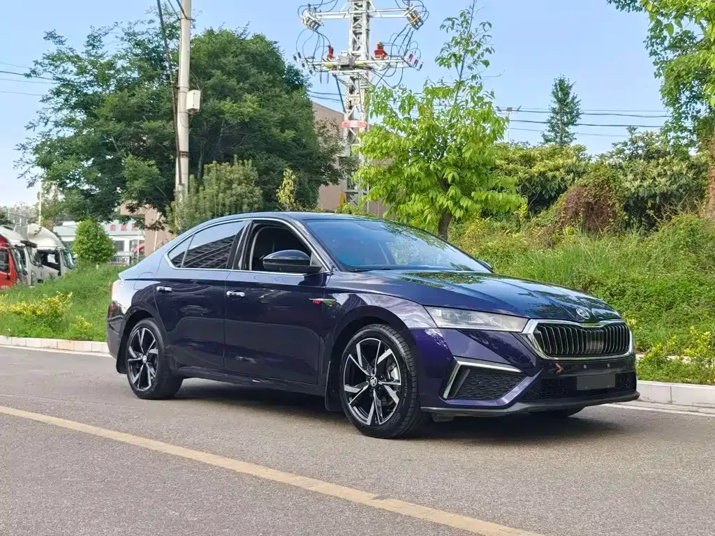 Skoda Octavia — фото 4