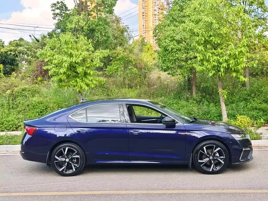 Skoda Octavia — фото 10