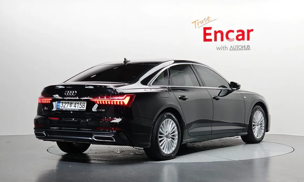 Audi A6 — фото 2