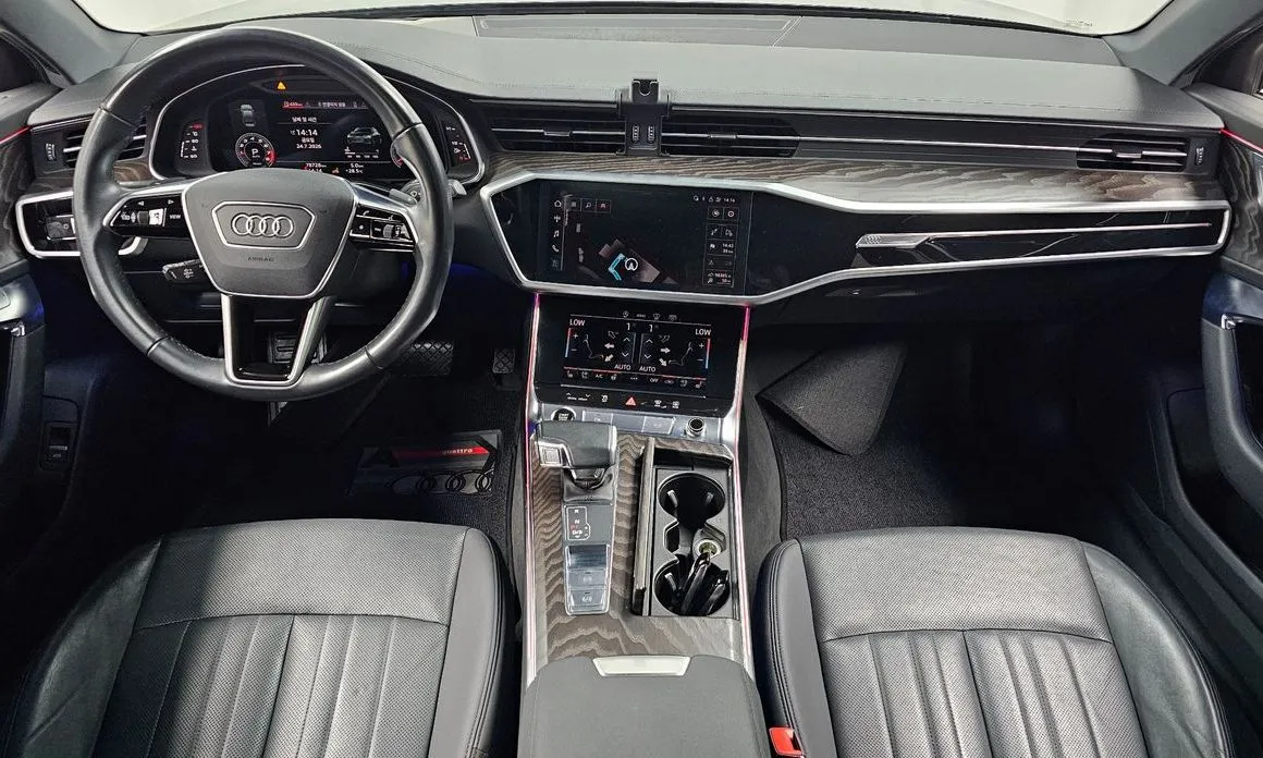 Audi A6 — фото 10