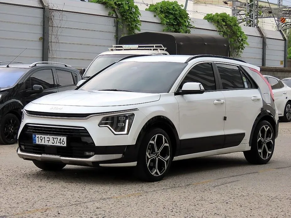 Kia Niro — фото 1
