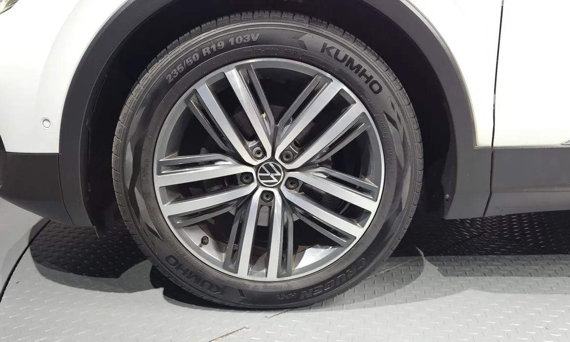 Volkswagen Tiguan 2022 из KR, фото 8