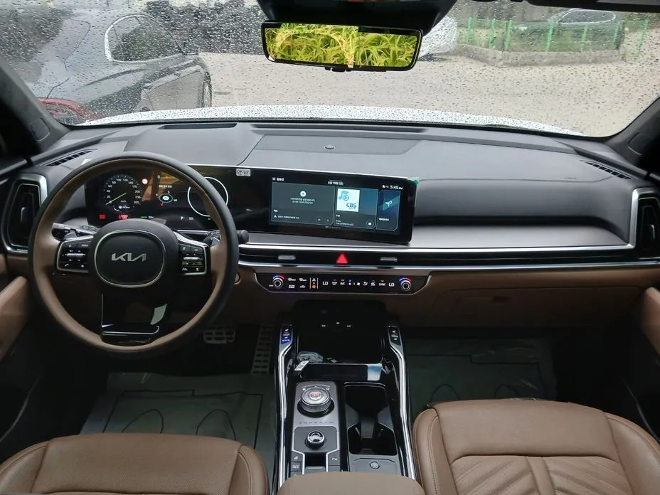 Kia Sorento — фото 10