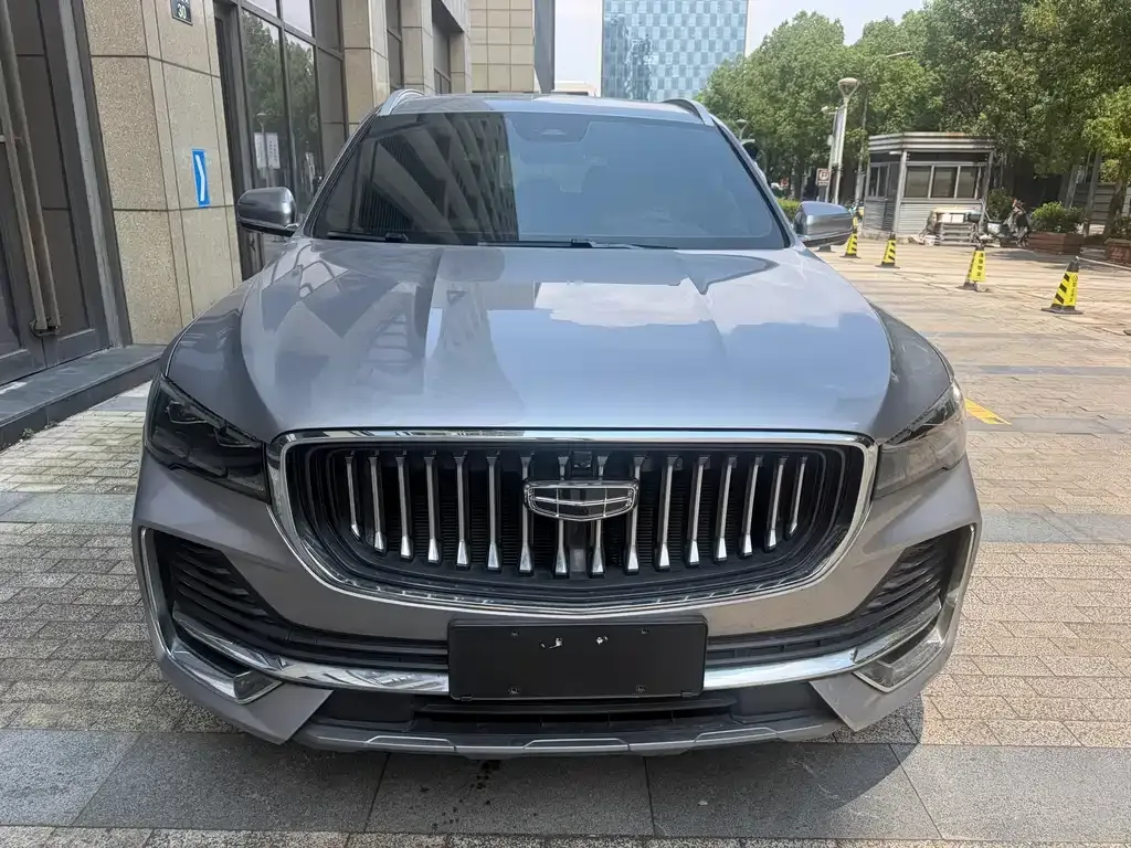 Geely Xingyue L — фото 9