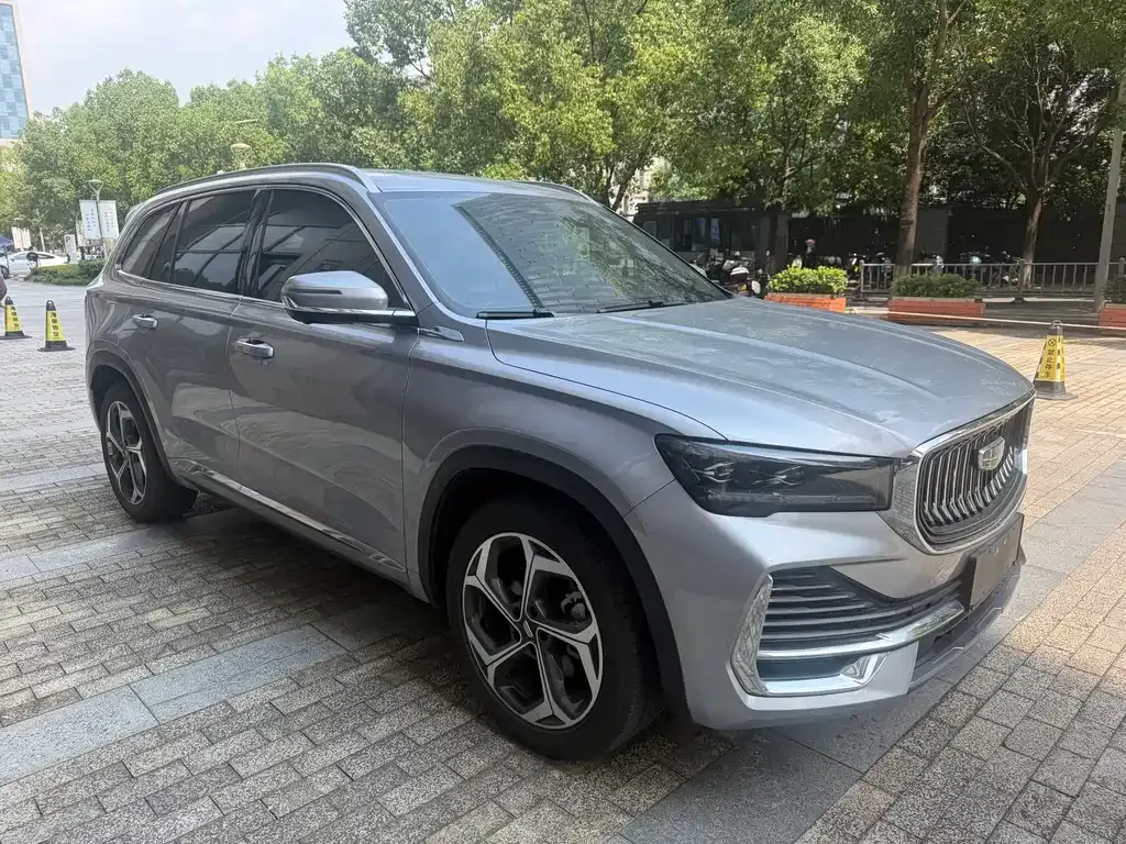 Geely Xingyue L — фото 10