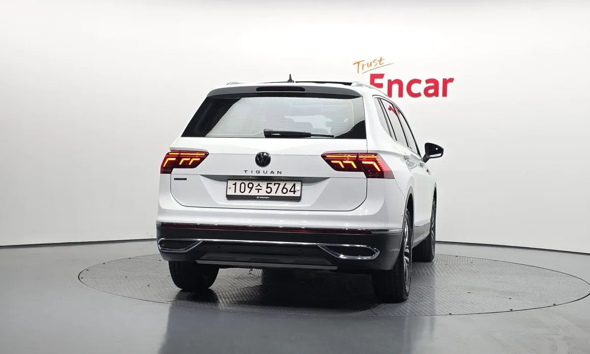 Volkswagen Tiguan — фото 5