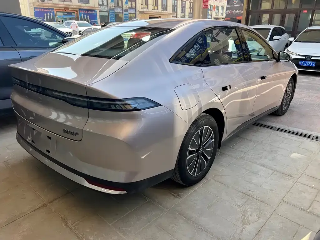 Nissan N6 2026 из CN, фото 4