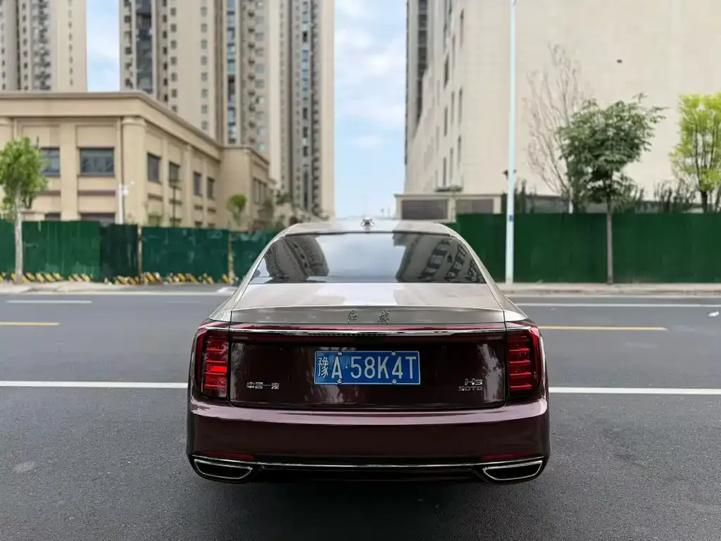 Hongqi H9 — фото 7