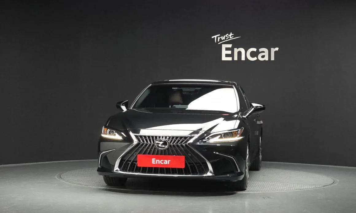 Lexus ES 2023 из KR, фото 3