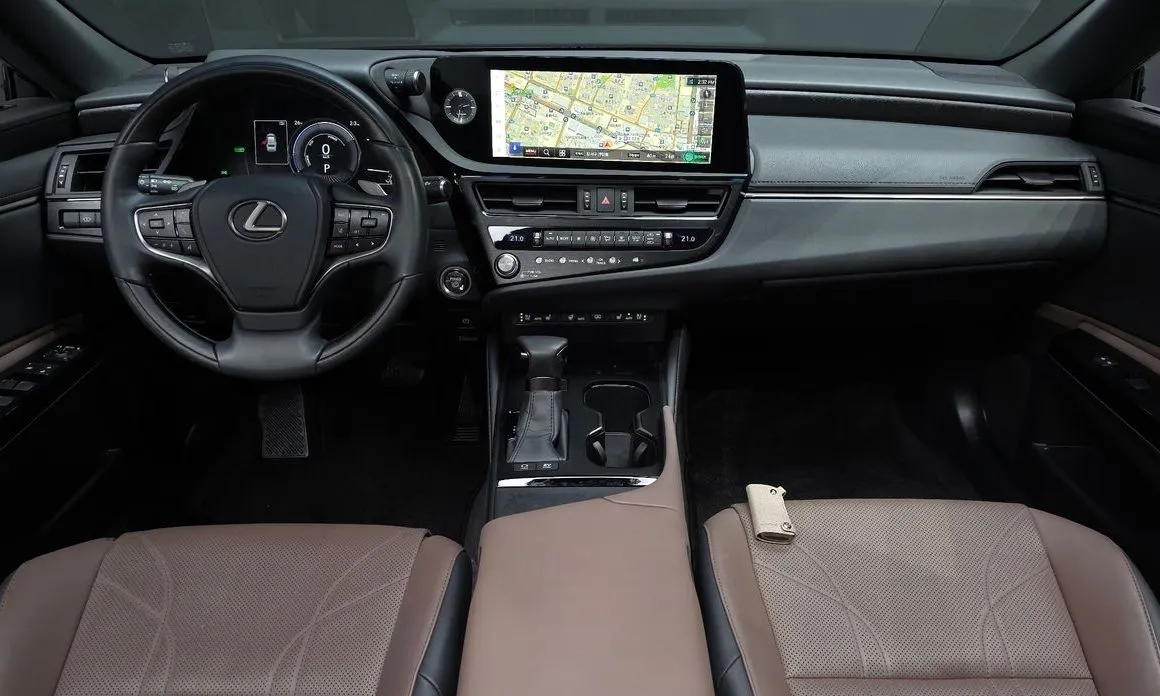 Lexus ES 2023 из KR, фото 2