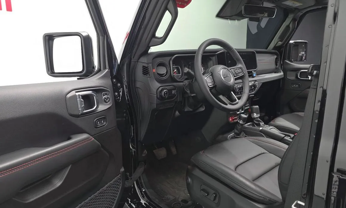 Jeep Wrangler — фото 10