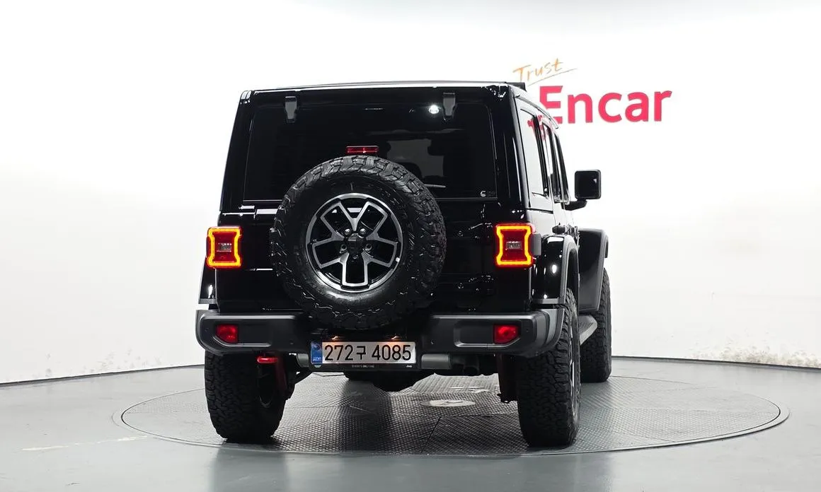 Jeep Wrangler — фото 5