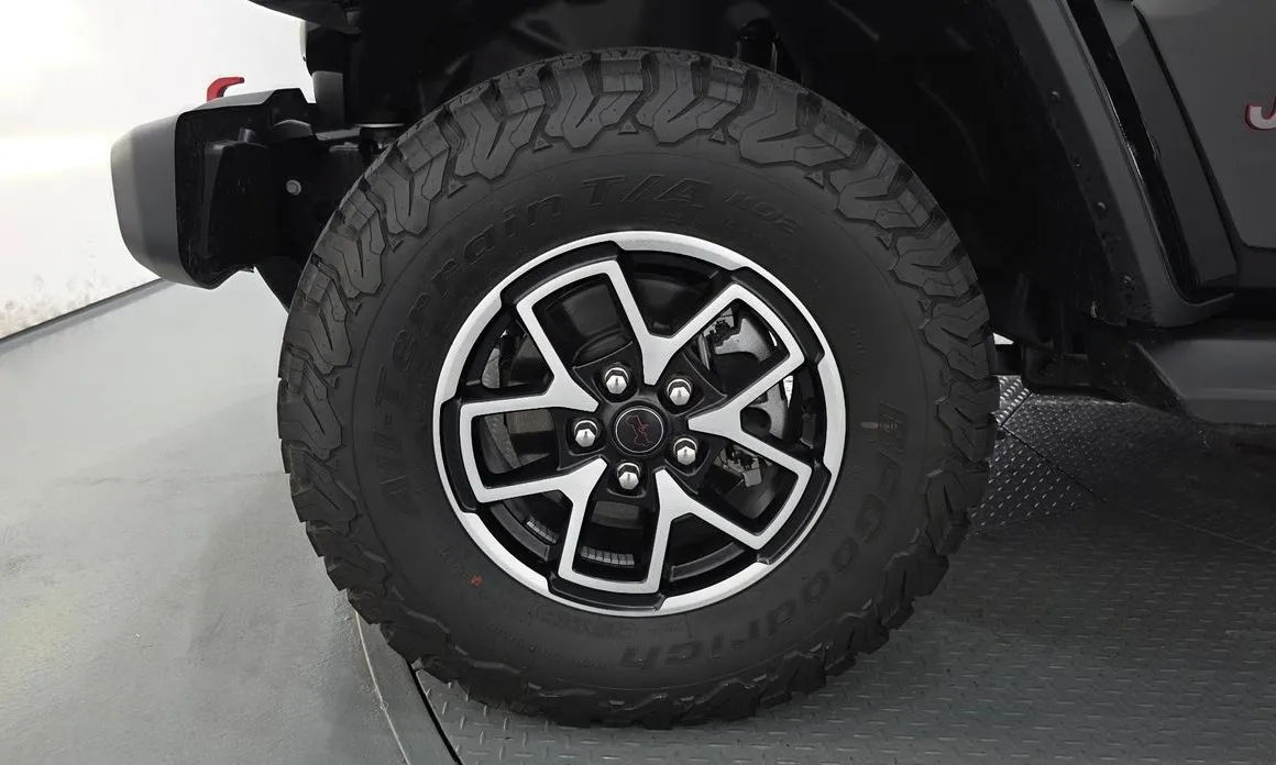 Jeep Wrangler — фото 2