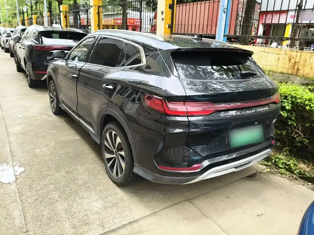 BYD PLUS New Energy — фото 8
