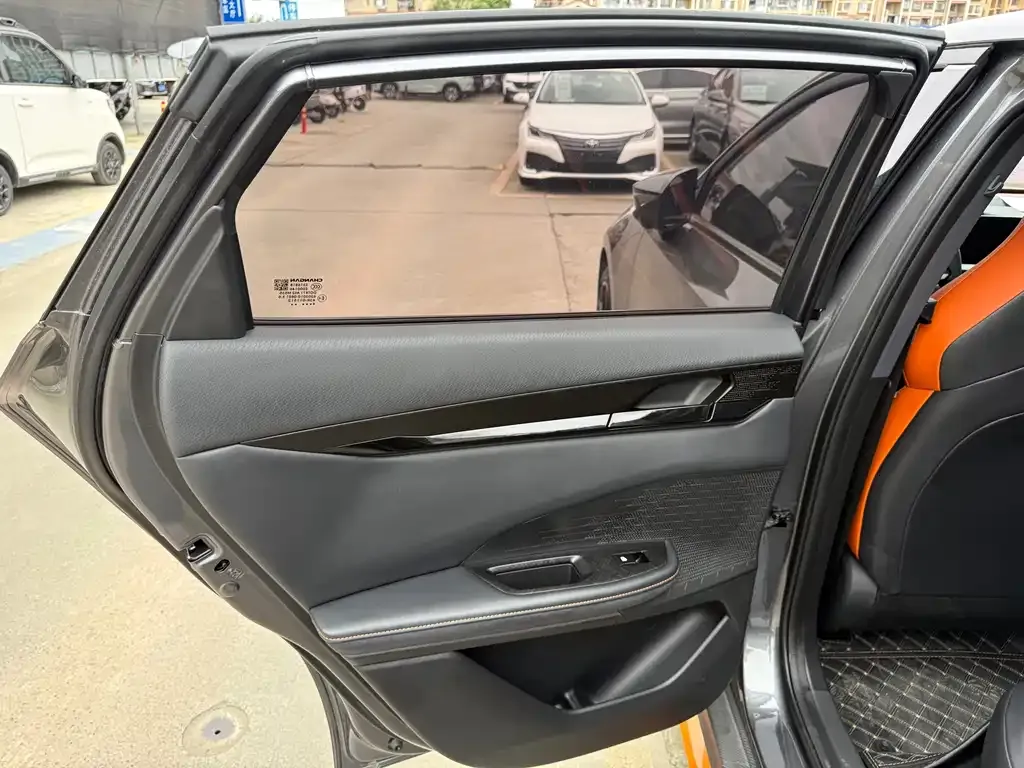 Changan UNI-V 2024 из CN, фото 8