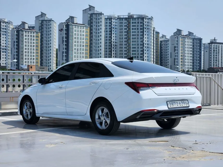 Hyundai AVANTE — фото 10