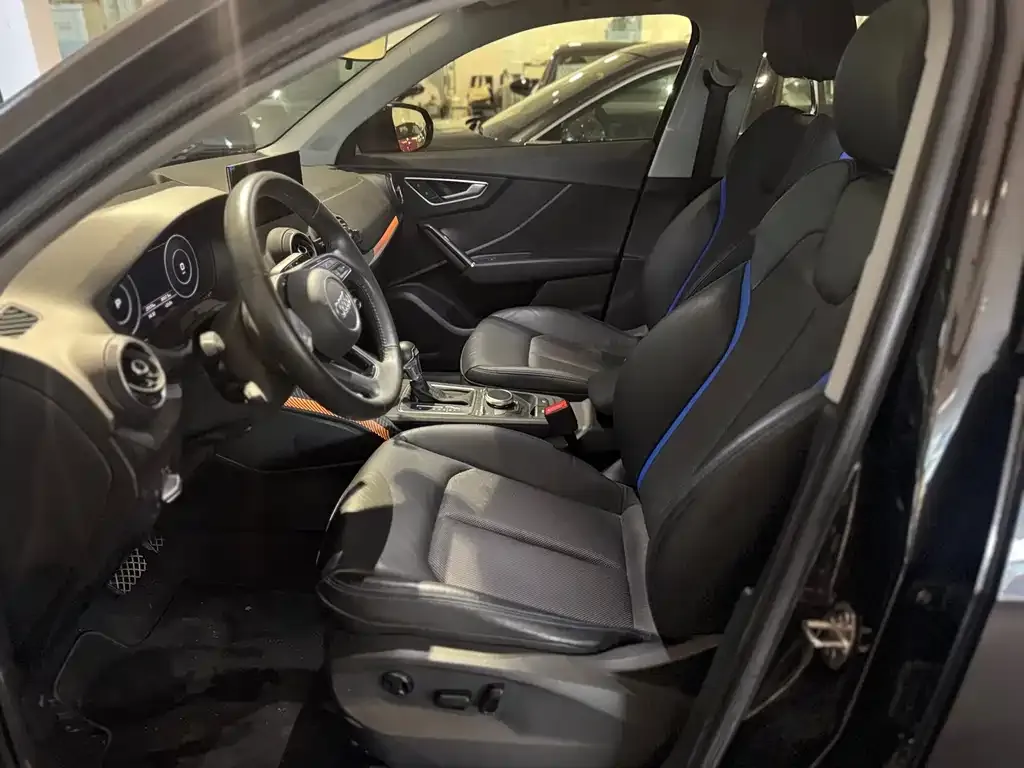 Audi Q2L e-tron 2021 из CN, фото 5