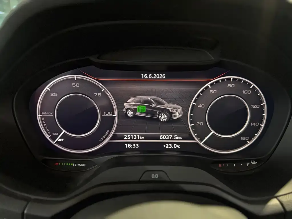 Audi Q2L e-tron 2021 из CN, фото 2