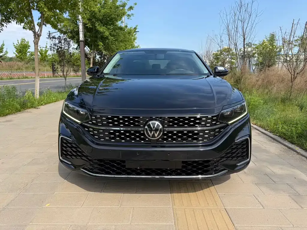 Volkswagen Passat — фото 4