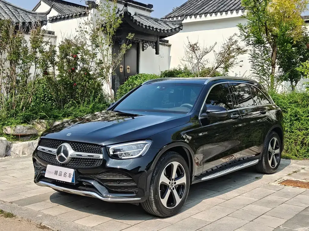 Mercedes-Benz GLC — фото 1