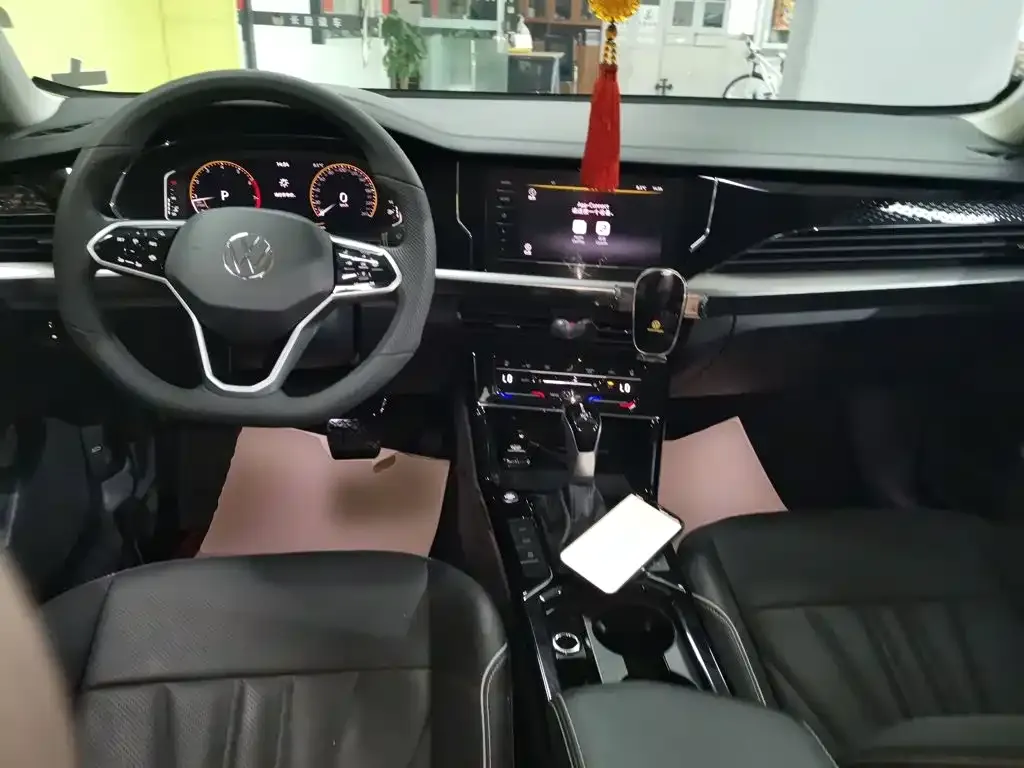 Volkswagen Passat — фото 7